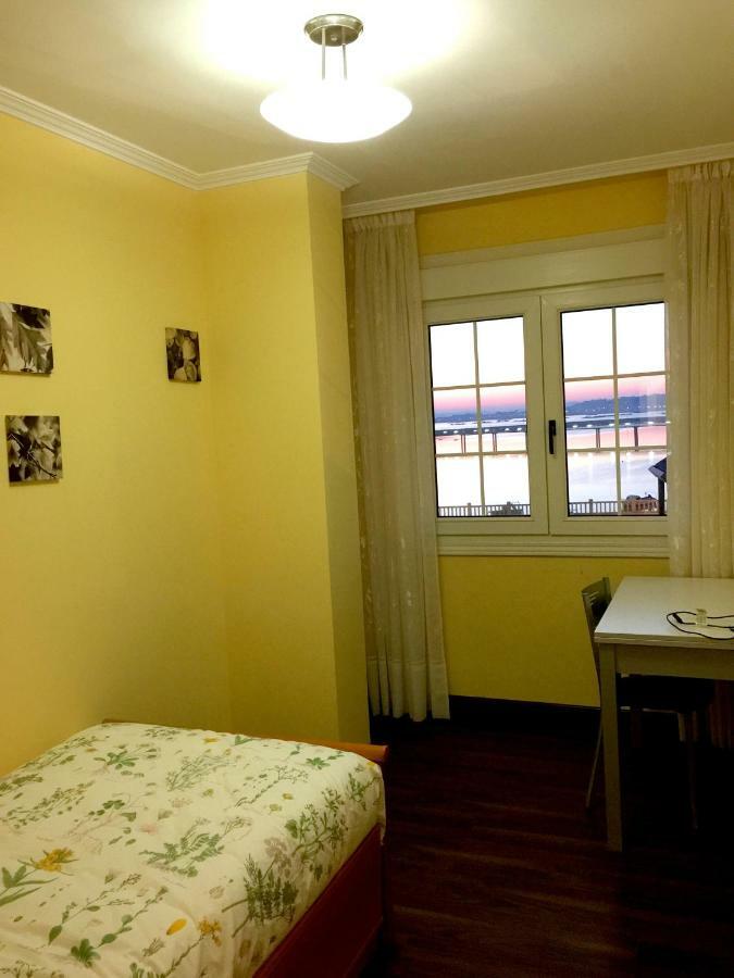 Apartamento Vilanova Apartment Villanueva De Arosa Luaran gambar
