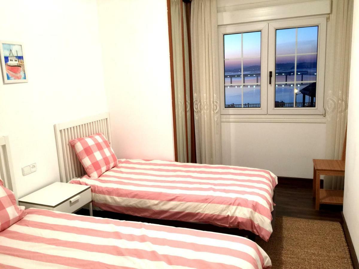 Apartamento Vilanova Apartment Villanueva De Arosa Luaran gambar